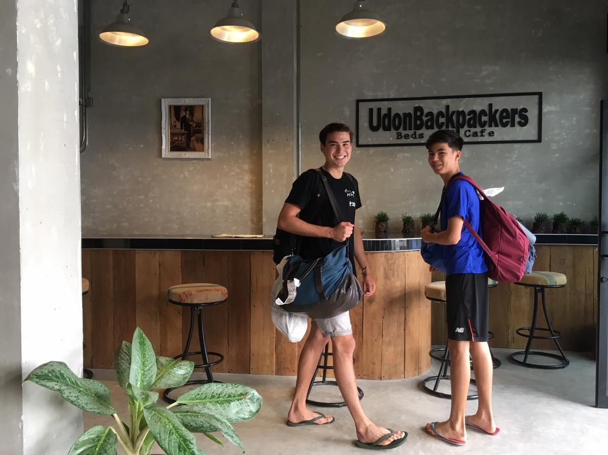A Pousada Udonbackpackers Beds And Cafe Udon Thani Exterior foto